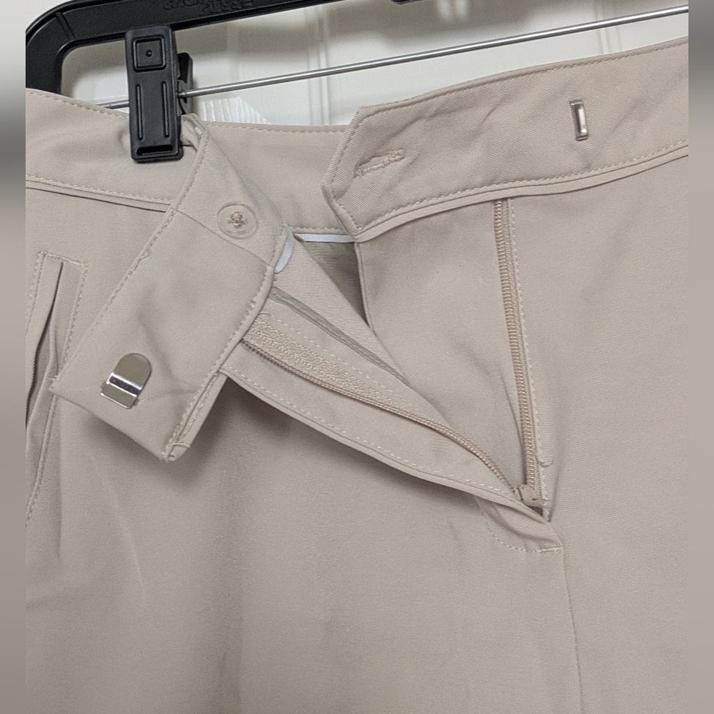 Lady Hagen Women's Tan Golf Shorts Size 4 - Picture 6 of 7